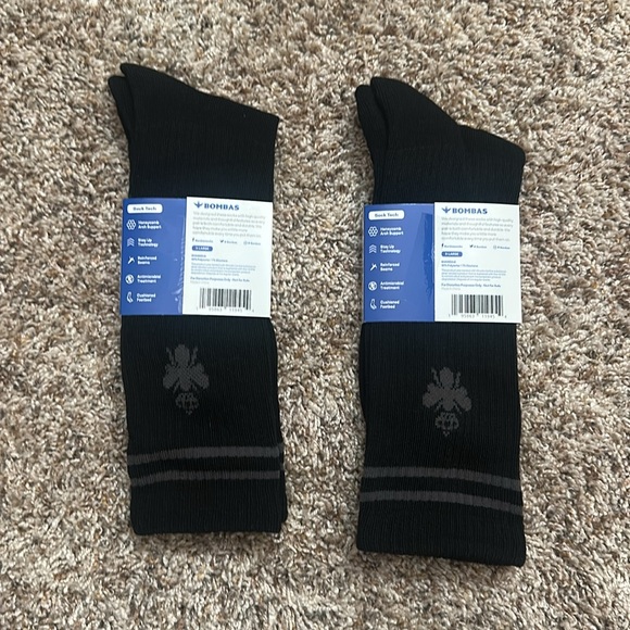 NEW Two Pairs of Bombas Men's Black Socks XL - Picture 2 of 2